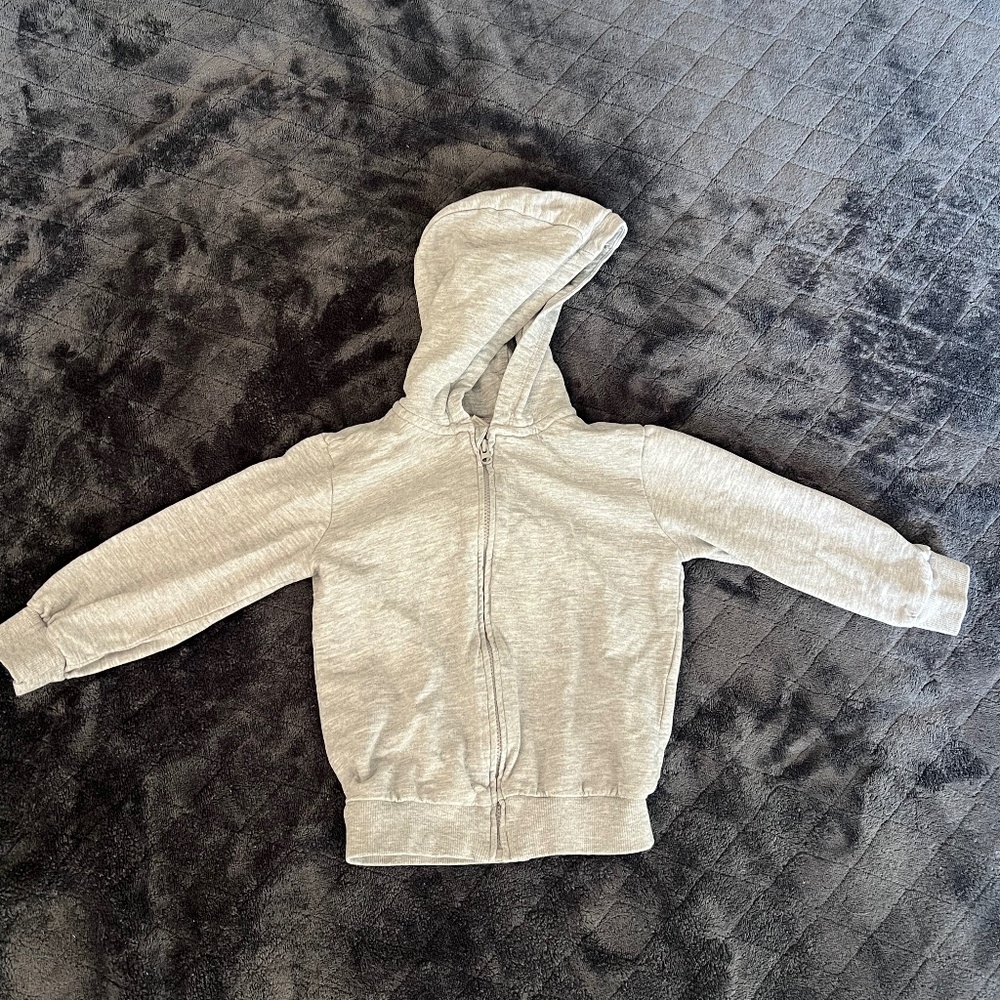 H&M zip up hoodie size 2T